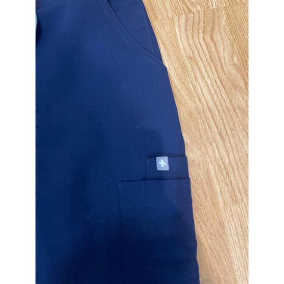 FIGS scrub pants - Picture 3 of 5